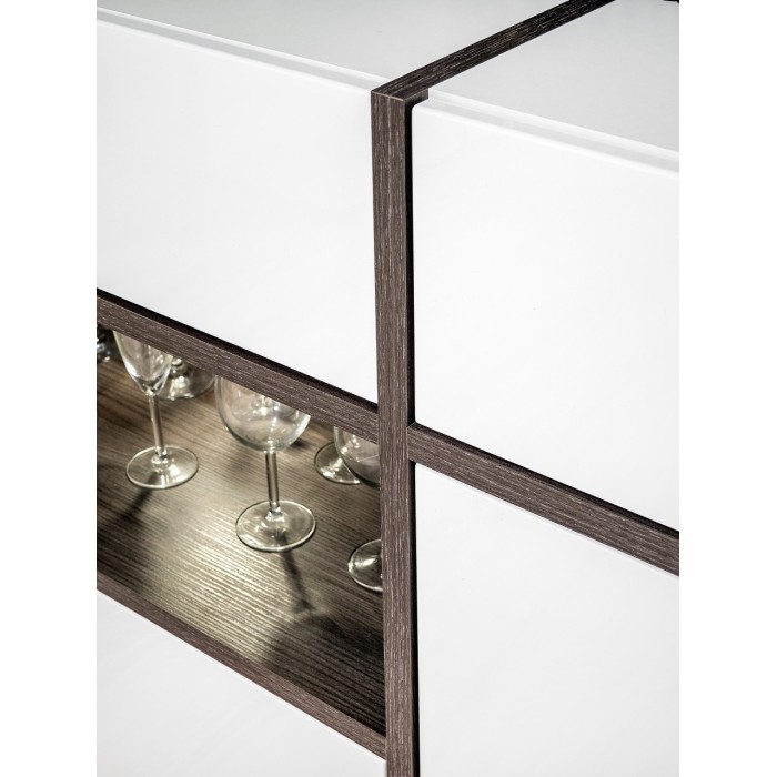 Vaisselier bas, bar CRISS + LED. Vitrine, argentier déco, moderne et design pour votre salon.