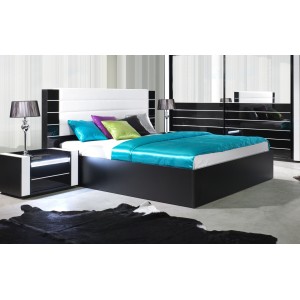 Lit double 180 cm avec option coffre LINA. Coloris noir et blanc brillant avec une finition en simili cuir. Sommier inclus