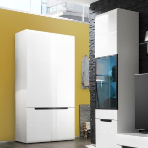 Armoire de rangement  collection LUCIA. Meuble design idéal pour votre salle à manger.