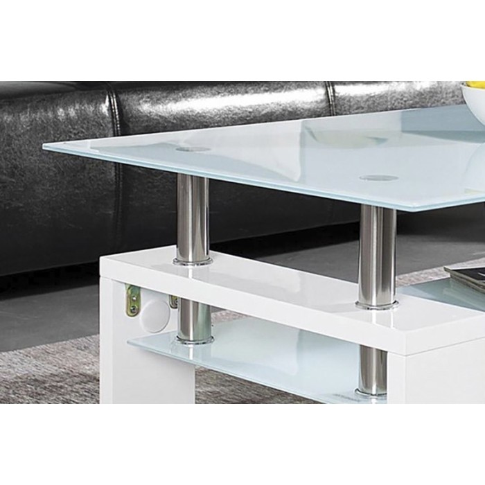 Table basse collection MAGY. Meuble type CONTEMPORAIN coloris blanc.