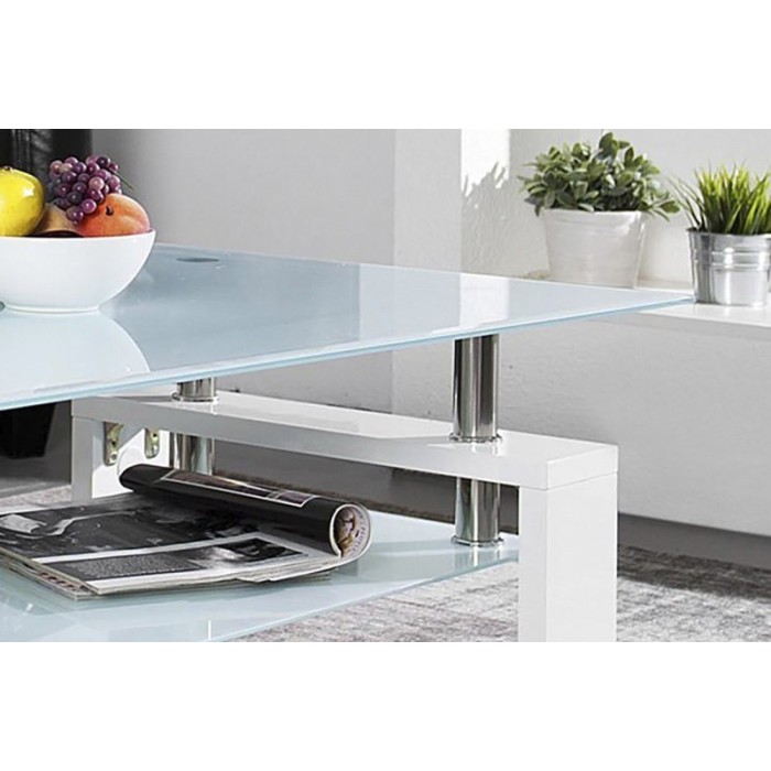 Table basse collection MAGY. Meuble type CONTEMPORAIN coloris blanc.