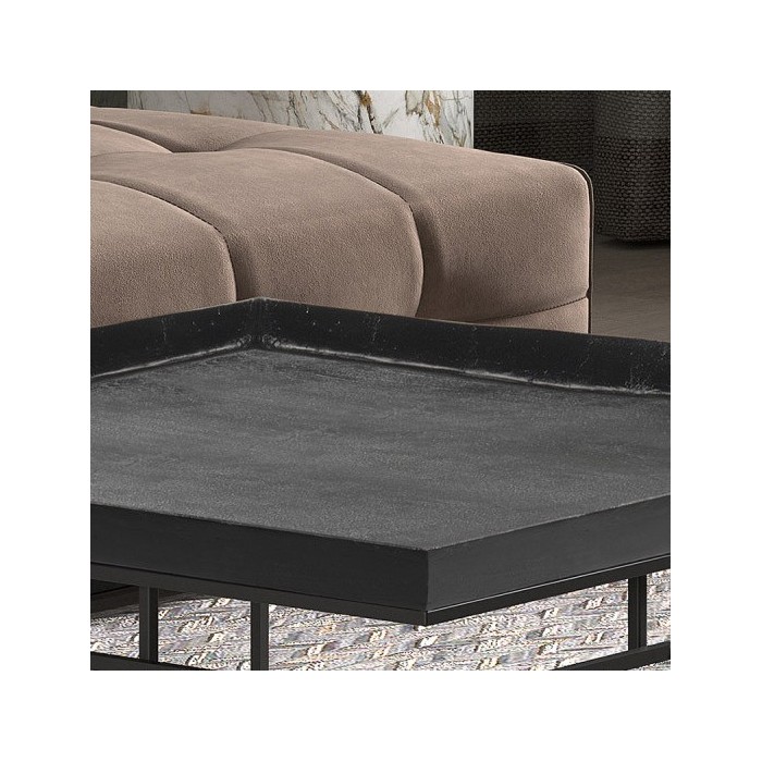 Table basse carrée en métal style industriel collection MILLER. Coloris noir.