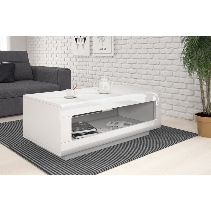 Table basse design collection BREDA blanche brillante. Meuble idéal pour votre salon.