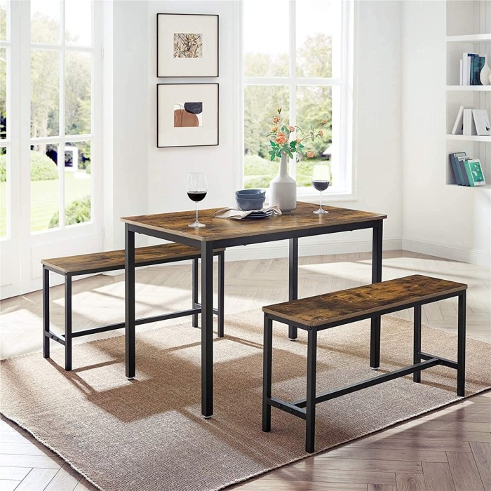 Ensemble table et bancs en bois style industriel collection TAMPA.