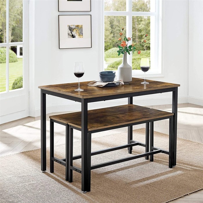 Ensemble table et bancs en bois style industriel collection TAMPA.