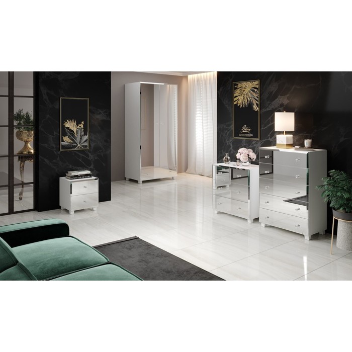 Armoire penderie corps blanc et façades recouvertes de miroirs collection LUXOR. 2 portes et un tiroir