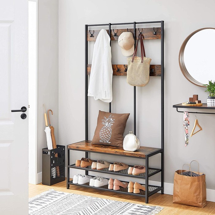 Portant collection RICHMOND coloris bois et noir. Meuble d'entrée avec penderie et rangement chaussures intégrés