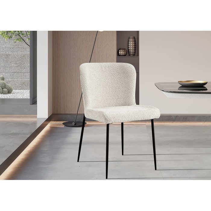 Chaise revêtement Bouclé pour salle à manger coloris Ecru. Collection LISE