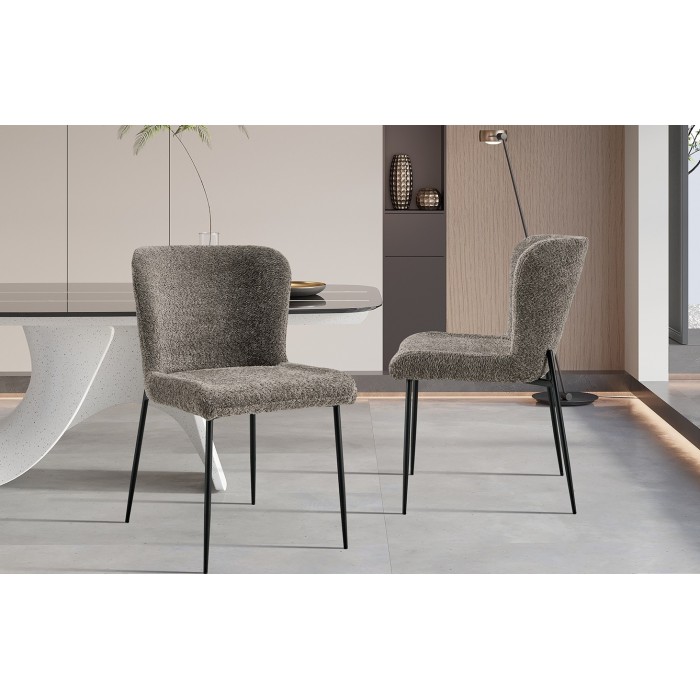 Chaise revêtement Bouclé pour salle à manger coloris Sable. Collection LISE