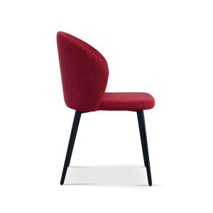 Chaise revêtement tissu pour salle à manger coloris rouge. Collection HARDIN