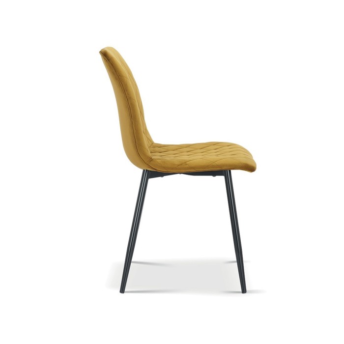 Chaise en velours or pour salle à manger. Collection GRAZ