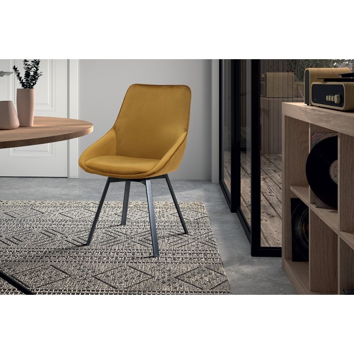 Chaise pivotante en velours or pour salle à manger. Collection KIRU