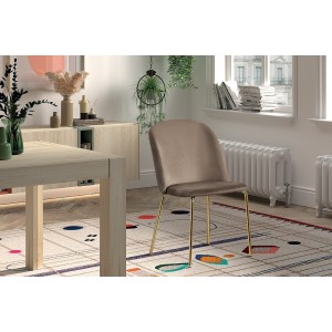 Chaise en velours brun pour salle à manger. Collection NOUMEA