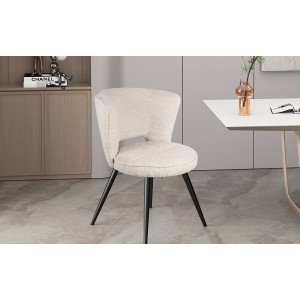 Chaise 'LORI' Bouclé Ecru, dimension H79.5 x L58 x P61, idéal pour votre cuisine ou salle à manger