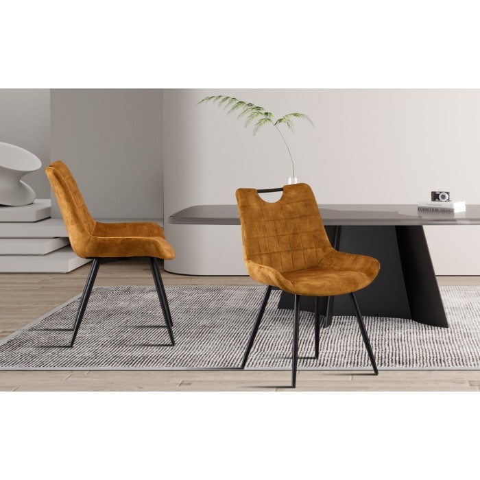 Chaise 'NINO' Velours Or, dimension H84 x L56 x P62.5, idéal pour votre cuisine ou salle à manger