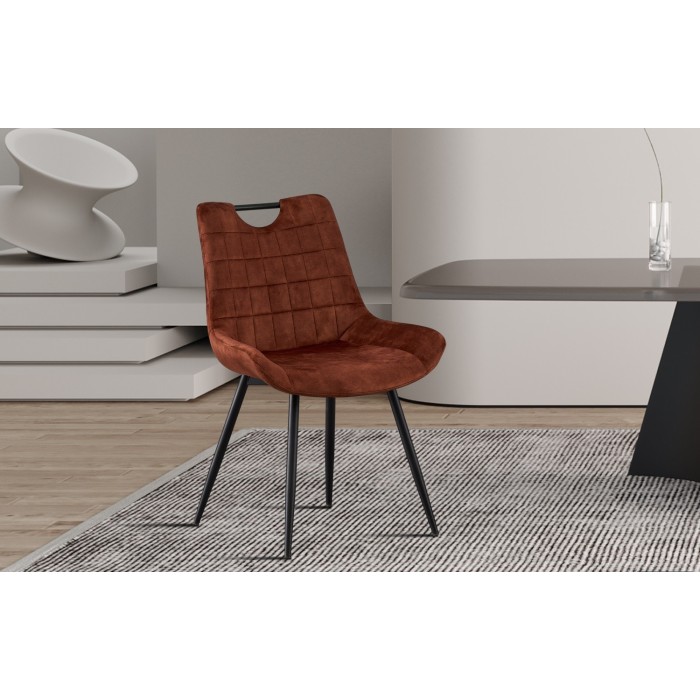 Chaise 'NINO' Velours Rouille, dimension H84 x L56 x P62.5, idéal pour votre cuisine ou salle à manger