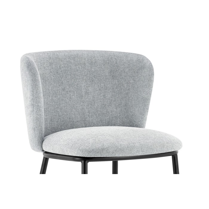 Chaise 'ARTHUS' Tissu Gris clair, dimension H76 x L52 x P54, idéal pour votre cuisine ou salle à manger