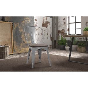 Chaise VIVI Gris clair et orme foncé, dimensions: H84 x L44 x P51 cm, idéal pour une salle à manger rustique