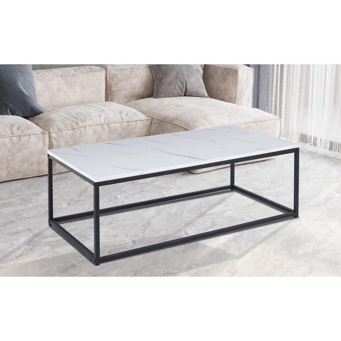 Table basse EWING effet marbre blanc, idéal pour un salon unique