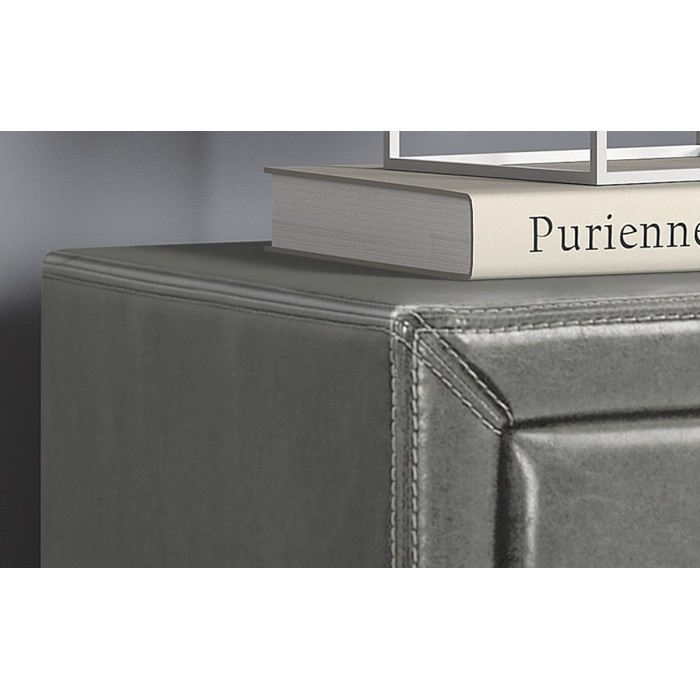 Table de chevet deux tiroirs corps gris et façades recouverte de miroirs collection OLYMPE