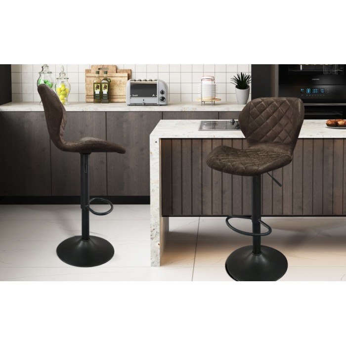Tabouret de bar style vintage coloris brun foncé. Collection MABEL