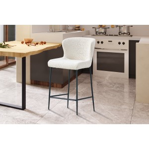 Chaise de comptoir LISE – Tissu bouclé coloris blanc écru – Pieds en métal noir – Style design/industriel