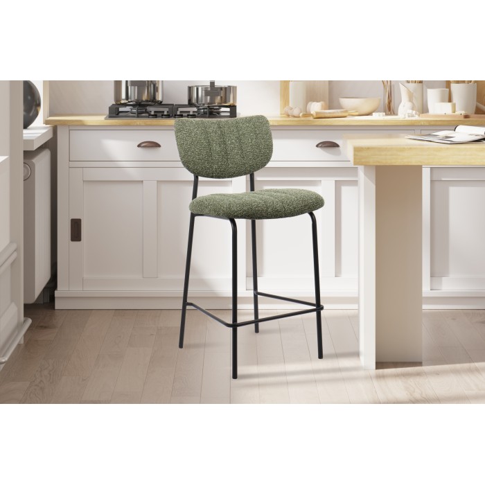 Chaise de comptoir VENTURA – Tissu vert sauge – Pieds en métal noir – Hauteur 97 cm – Style design/industriel