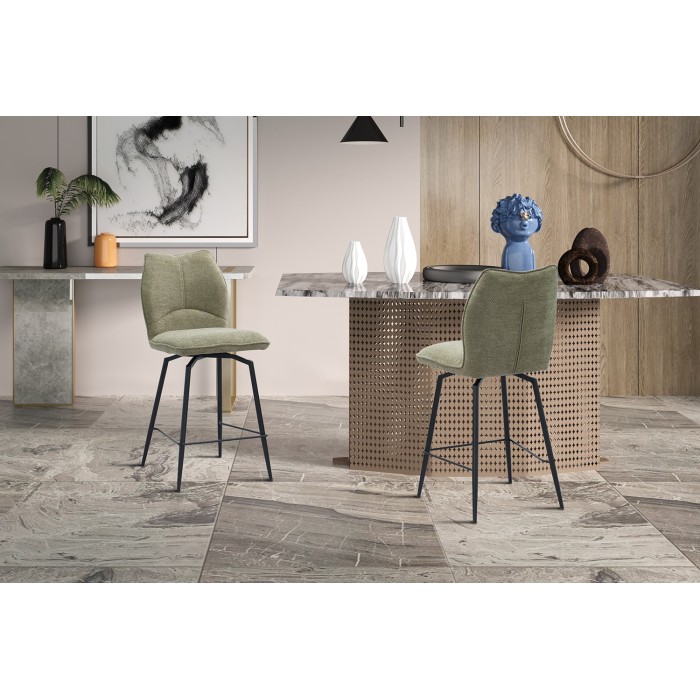 Chaise de comptoir pivotante CROFT – Tissu beige sable – Pieds en métal noir – Hauteur 103 cm – Style design/industriel