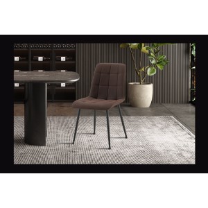 Lot de 4 chaises MIREA – Marron foncé – Design intemporel – Pieds métal – Assise PU confortable 