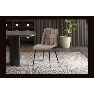 Lot de 4 chaises MIREA – Brun – Pieds métal – Design intemporel – Revêtement PU facile à entretenir 