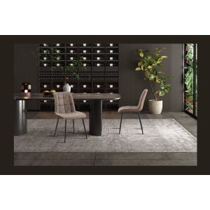 Lot de 4 chaises MIREA – Brun – Pieds métal – Design intemporel – Revêtement PU facile à entretenir 