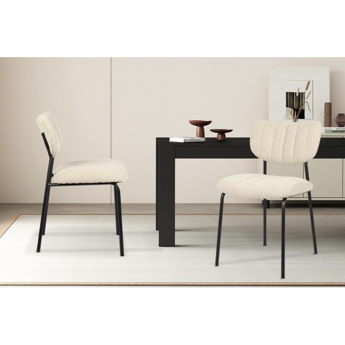 Lot de 2 chaises NORAYA – Tissu beige – Pieds métal – Design compact – Élégance naturelle et épurée 