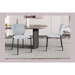 Lot de 2 chaises LYVORA – Tissu gris clair – Pieds métal – Design moderne – Format compact et élégant 