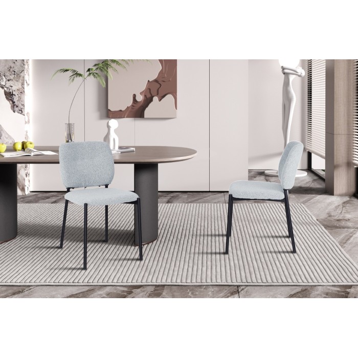 Lot de 2 chaises LYVORA – Tissu gris clair – Pieds métal – Design moderne – Format compact et élégant 