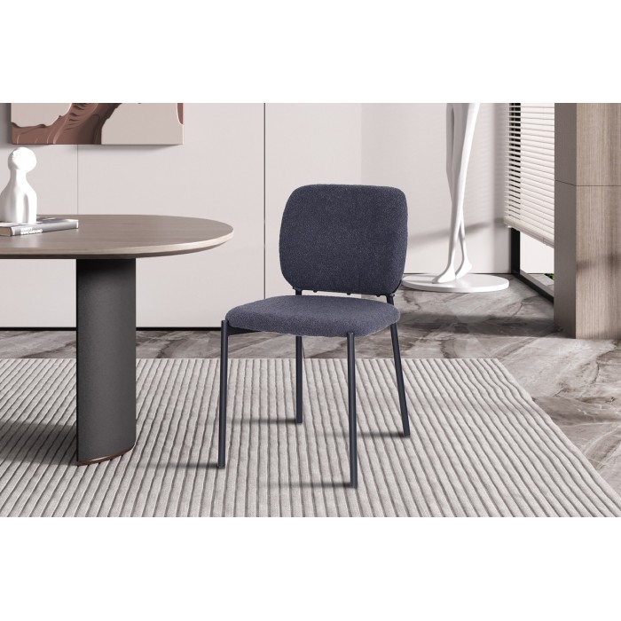 Lot de 2 chaises LYVORA – Tissu gris foncé – Design compact – Pieds métal – Élégance sobre et moderne 