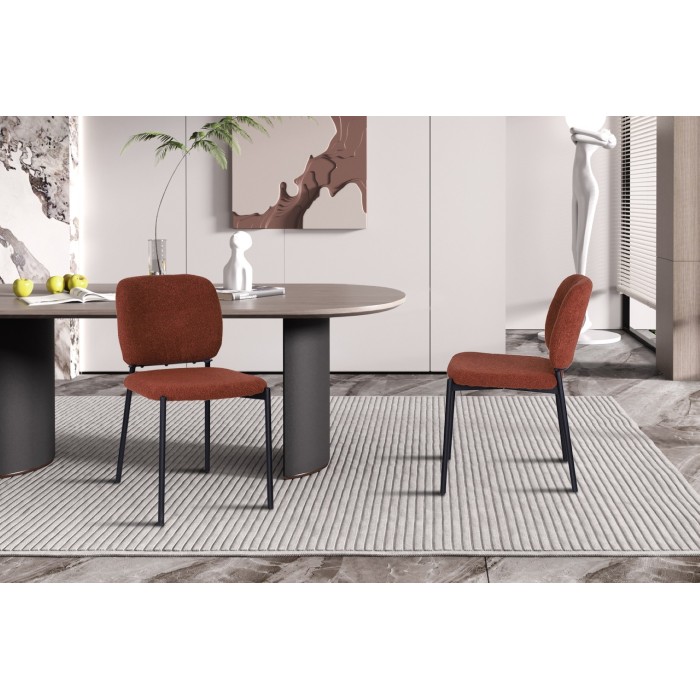 Lot de 2 chaises LYVORA – Tissu rouille – Pieds métal – Design compact – Touche chaleureuse et tendance 