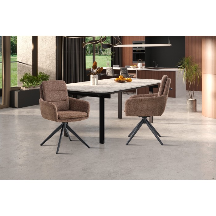 Lot de 2 fauteuils KAVINA – Tissu brun – Pieds métal – Avec accoudoirs – Design chaleureux et intemporel 
