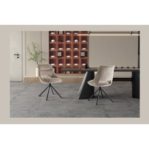 Lot de 2 chaises YUMENA – Tissu taupe – Pieds métal – Design compact – Élégance intemporelle et confortable 