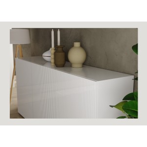 Zoom sur le plateau du buffet SCENA 3 portes blanc laqué