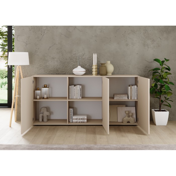 Buffet SCENA 3 portes cachemire ouvert mis en situation dans un décor 3D