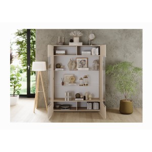 Vitrine SCENA 2 portes cachemire ouvertes mise en situation dans un décor 3D