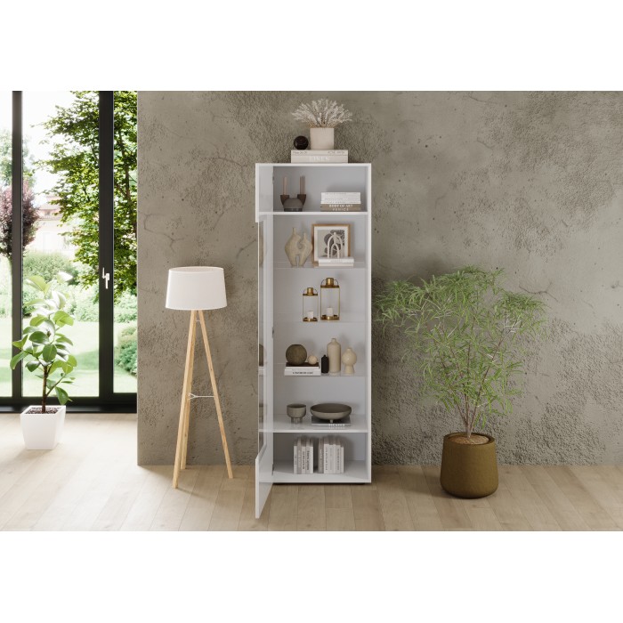 Vitrine SCENA 1 porte blanc laqué ouverte mise en situation dans un décor 3D