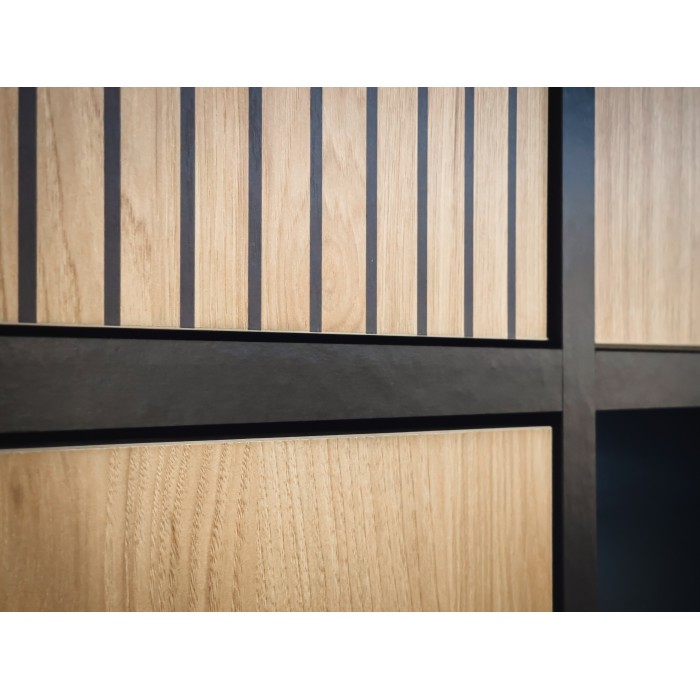 Zoom sur l'ensemble complet CRISS chêne clair et noir