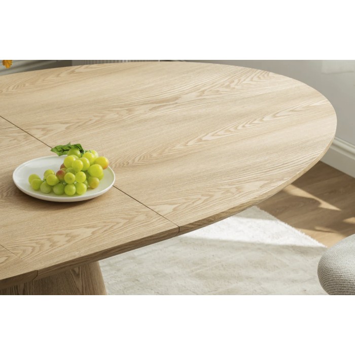 Zoom sur le plateau de la table LUMEA bois