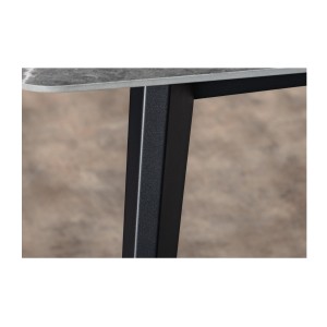 Zoom sur le pied de la table HEXA 160